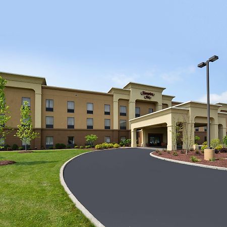 Hampton Inn Utica Bagian luar foto